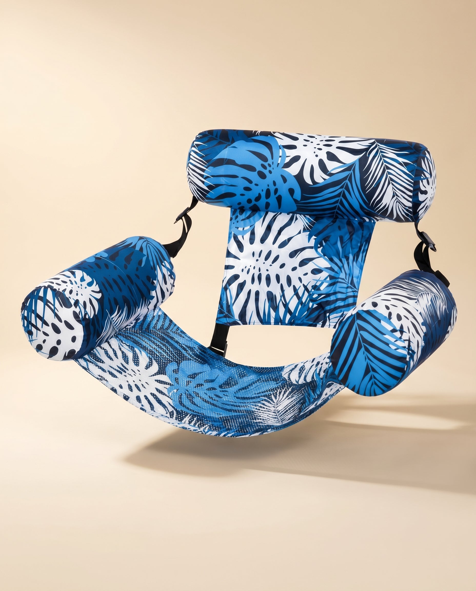 AquaLounger Blue studio hero