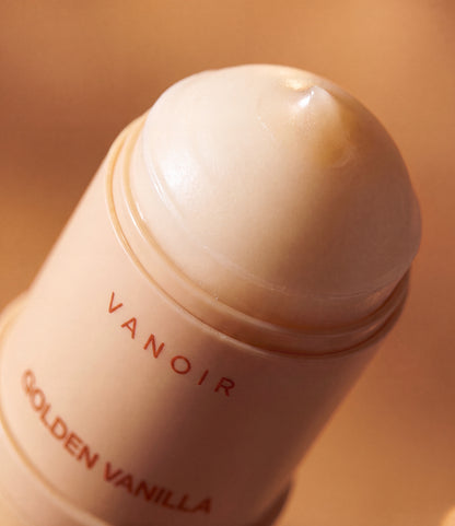 Creamy vanilla balm macro detail